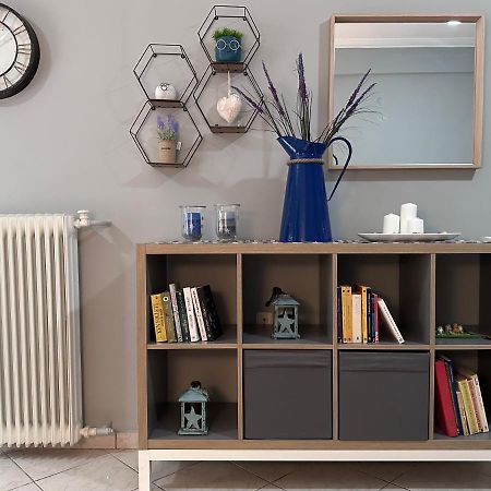 Cozy Apartment Near The City Center And Beaches アテネ エクステリア 写真
